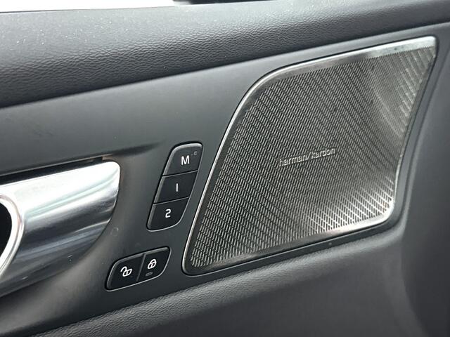 Volvo V60 T6 Aut. Plug-in hybrid AWD Plus Dark | Panoramadak | 360° camera | Harman Kardon | Trekhaak