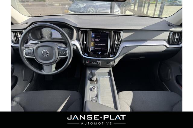 Volvo V60 2.0 B3 AUT Momentum Advantage Trekhaak | Camera |