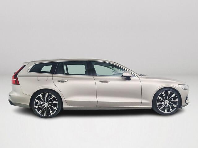 Volvo V60 B4 Aut. Ultimate Bright | Panoramadak | 360° camera | Harman Kardon