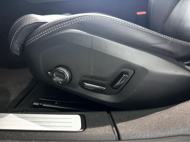 Volvo V60 B4 Aut. Ultimate Bright | Panoramadak | 360° camera | Harman Kardon