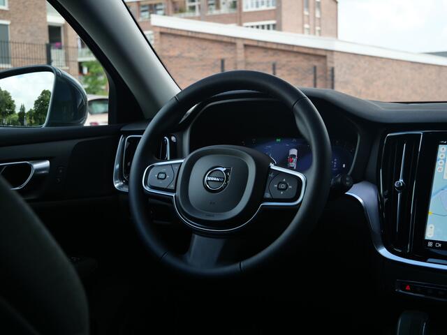 Volvo V60 2.0 B3 Essential Edition 163 Pk Automaat Navi / Camera / DAB / Apple Carplay