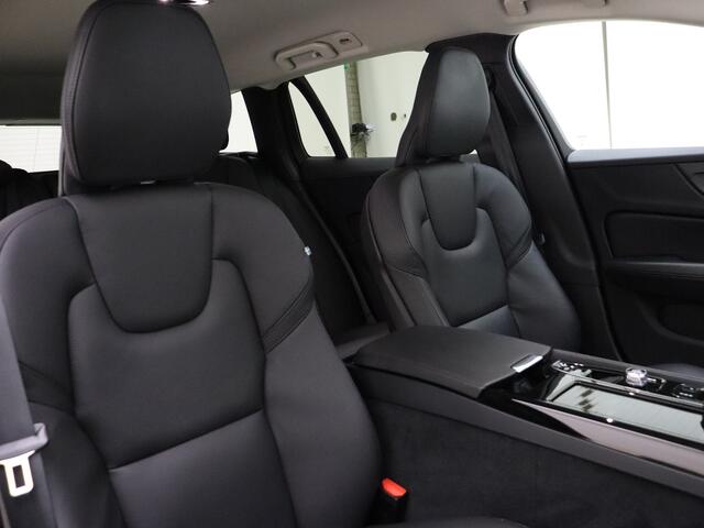 Volvo V60 T6 350pk AWD Plus Bright / Long Range / Elektr. Stoelen / Harman&Kardon Audio / 19'' / Stoel + Stuurw. Verwarming / Adapt. Cruise / DAB /