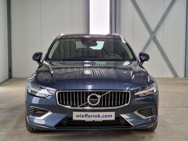 Volvo V60 2.0 T8 Twin Engine AWD Inscription 390pk | Leder | Pano | Trekhaak |
