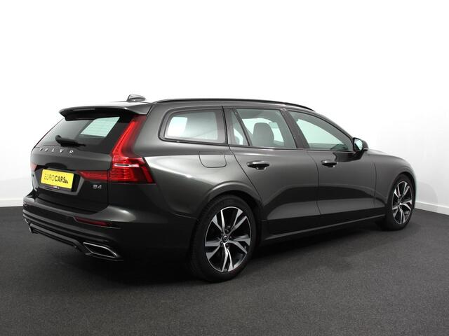 Volvo V60 2.0 B4 R-Design Navigatie Camera Climate Control Parkeer Sensoren Cruise Control Adaptive Verwarmde voorstoelen Lichtmetalen Velgen