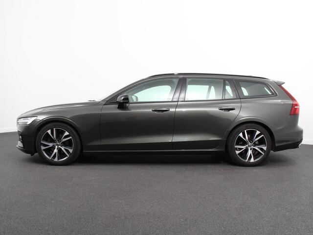 Volvo V60 2.0 B4 R-Design Navigatie Camera Climate Control Parkeer Sensoren Cruise Control Adaptive Verwarmde voorstoelen Lichtmetalen Velgen