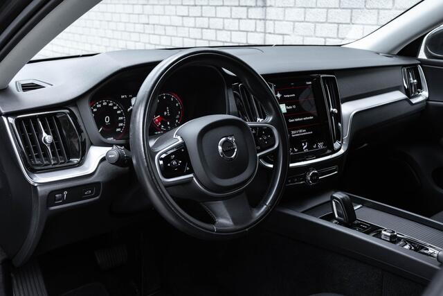 Volvo V60 B3 Automaat Business Pro | Parkassist voor en achter| Parkeer Camera| Adaptieve Cruise Control| Blind spot| Semi Electrische Trekhaak| Verwarmbare Voorstoelen| Verwarmbare Achterbank| Verwarmbaar Stuurwiel.