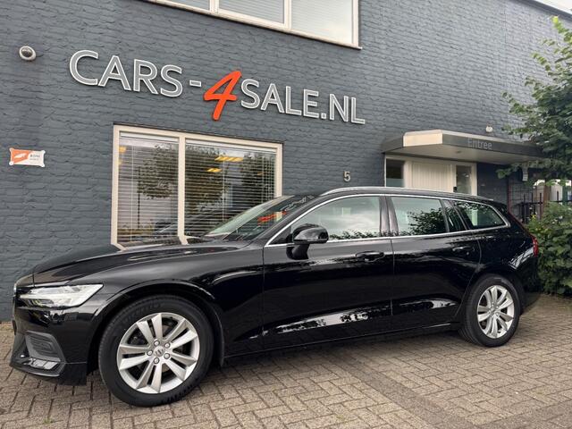 Volvo V60 2.0 D3 Momentum Pro + Camera + 1/2 leder + Navi - 2020 - 96 dkm Uniek!