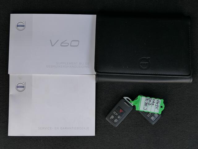 Volvo V60 2.0 T4 AUT Polar+ Dynamic 12 MND garantie / Schuifdak / Xenon / Trekhaak