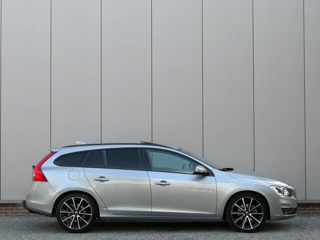Volvo V60 2.0 T4 AUT Polar+ Dynamic 12 MND garantie / Schuifdak / Xenon / Trekhaak