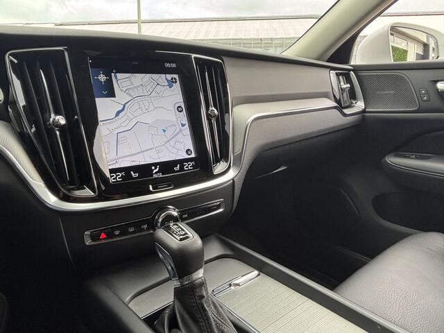 Volvo V60 2.0 T4 Inscription | H&K Sound | Camera | BTW