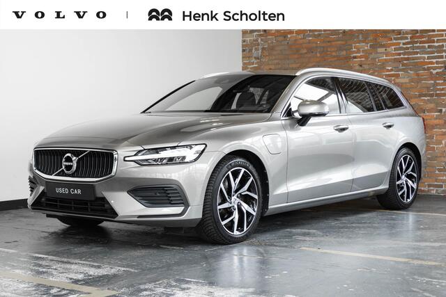 Volvo V60 T6 Twin Engine AWD Momentum Pro | Wegklapbare trekhaak | Panoramadak | Stoelverwarming voor + achter | BLIS | Adaptive Cruise Control | Harman Kardon Premium Audio | Keyles Entree | Parkeersensoren voor + achter | Verwarmbaar stuurwiel | Dealeronderhouden
