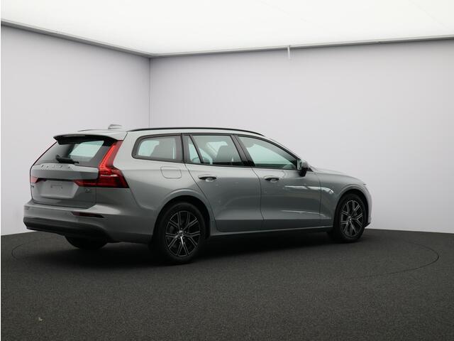 Volvo V60 2.0 B4 Essential Edition / Adaptive Cruise / Lederen Bekleding / Stoel + Stuurverwarming / BLIS / Parkeercamera / Pilot Assist /