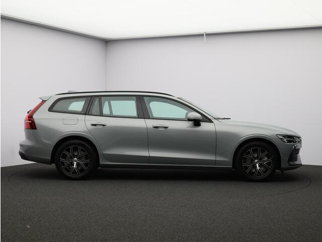 Volvo V60 2.0 B4 Essential Edition / Adaptive Cruise / Lederen Bekleding / Stoel + Stuurverwarming / BLIS / Parkeercamera / Pilot Assist /