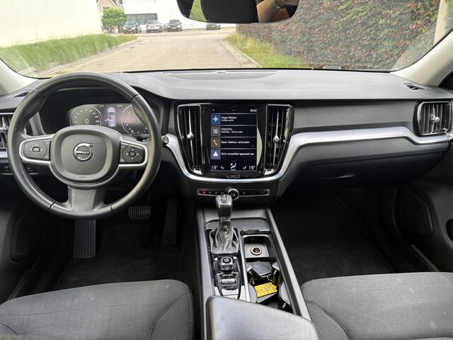 Volvo V60 2.0 D3 Momentum / AUTOMAAT / NAVI / INCL BTW