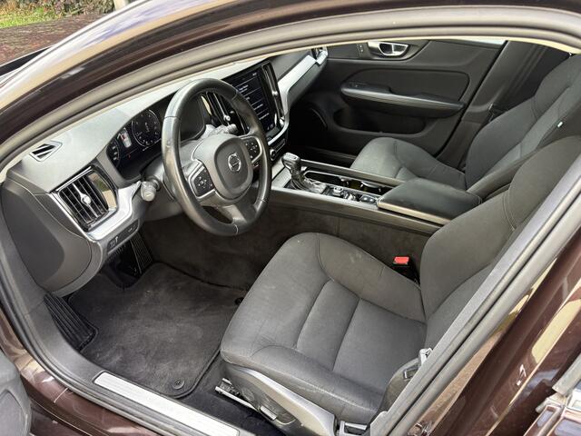 Volvo V60 2.0 D3 Momentum / AUTOMAAT / NAVI / INCL BTW