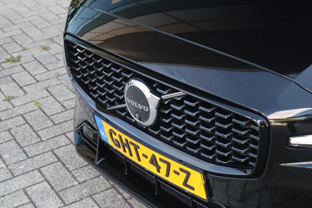 Volvo V60 2.0 T6 Plug-in hybrid AWD Plus Dark | Schuif/kanteldak | 360-camera | Voorruitverwarming |