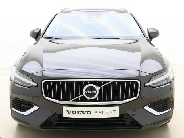 Volvo V60 T6 350pk AWD Essential Edition Bright / Blond leder / ACC / PDC V+A / Camera / Stoel/- en stuurverwarming / 19'' Velgen / Getint glas /