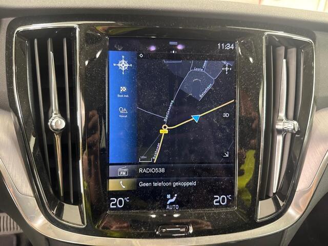 Volvo V60 2.0 B3 Momentum Business | Adaptieve Cruise Control | Trekhaak | Exterieur Styling Kit | 19" Velgen | Donker Glas |