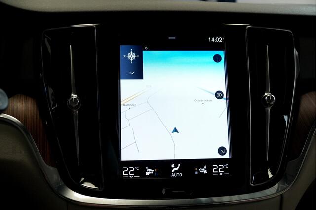 Volvo V60 2.0 T6 AWD 250kW/340pk Aut8 Twin Engine Inscription NAVI SENSUS + ADAPT.CRUISE + PILOT ASSIST + BLIS + STOELVERWARMING&-VENTILATIE + STUURVERWARMING + 360 CAMERA + EL.TREKHAAK + STOELMASSAGE + PARKSENSOREN V&A + 19" LM-VELGEN!!
