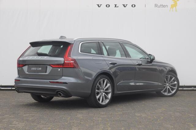 Volvo V60 T5 250PK Automaat Momentum / Adaptieve cruise control / Trekhaak / BLIS / 19" velgen / Elektrische achterklep / Stoel - en stuurwielverwarming / Lederen bekleding