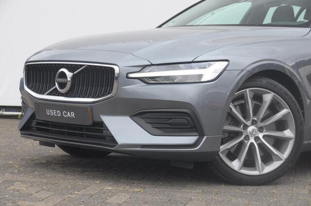Volvo V60 T5 250PK Automaat Momentum / Adaptieve cruise control / Trekhaak / BLIS / 19" velgen / Elektrische achterklep / Stoel - en stuurwielverwarming / Lederen bekleding