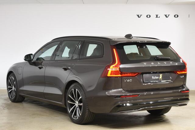 Volvo V60 T6 350PK Automaat Plug-in Hybrid AWD Plus Dark / Navigatie / 360 Camera / Panorama Dak / Adaptieve Cruise Control / Harman Kardon / Elektrische Stoelen / LM Velgen / Trekhaak /