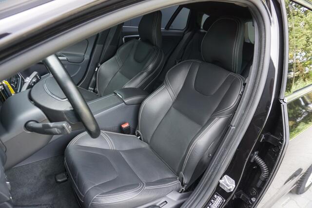 Volvo V60 1.5 T3 Polar+ Dynamic | Origineel NL | Leder | Trekhaak | Cruise Control | Navigatie | PDC | 17'' LM |