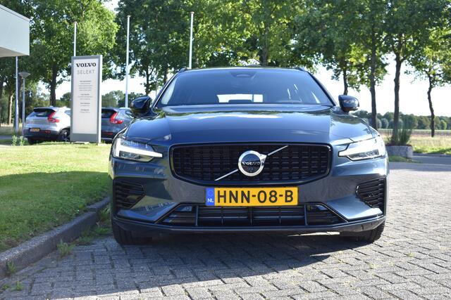 Volvo V60 T6 350PK Plug-in hybrid AWD Plus Dark H&K | Trekhaak | 360 Camera | ACC | Stoel-Stuur verwarming