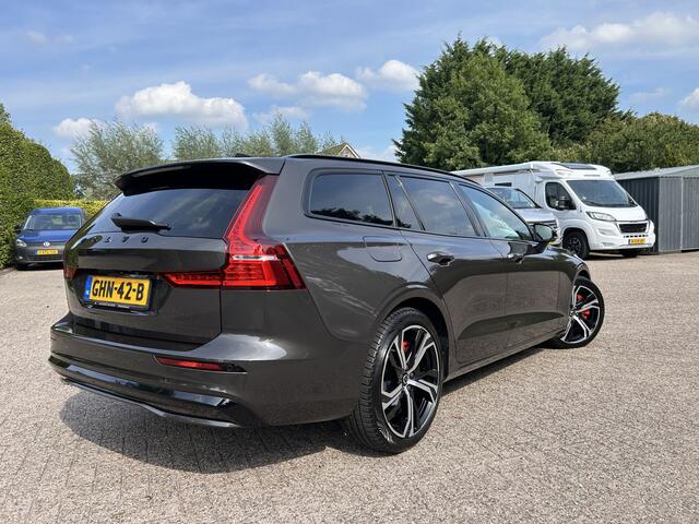 Volvo V60 2.0 T6 Plug-in hybrid AWD Plus Dark Ned. auto