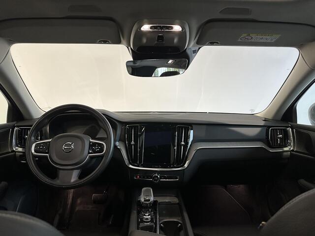Volvo V60 2.0 B3 Inscription TREKHAAK | ELEKTRISCH GLAZEN PANORAMADAK | LEDEREN BEKLEDING | COMPLETE AUTO!