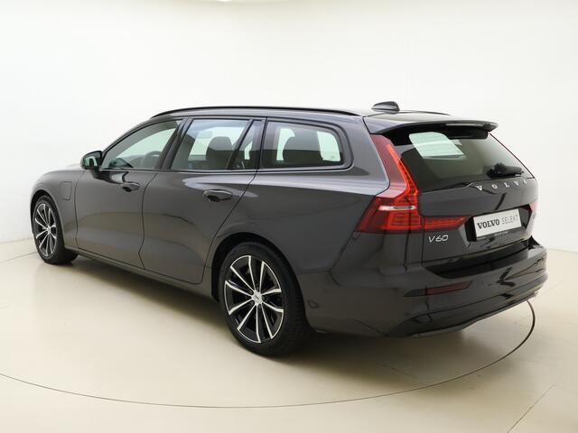 Volvo V60 T6 350pk AWD Plus Dark / Sportleder / 360 Camera / El. Trekhaak / Harman&Kardon / Verw. Voorruit / Keyless / Adapt. Cruise / BLIS / El. Stoelen / Stoel + Stuurw. Verwarming /