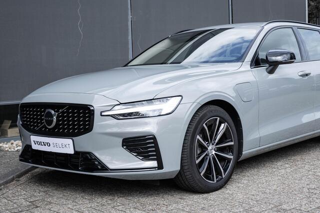 Volvo V60 T6 Plug-in hybrid AWD Plus Dark | Google Navigatie | Moritz lederen interieur | Elektrische stoelen voor met memory | Harman Kardon premium Sound | Parkeercamera | Adaptive Cruise Control | BLIS | Keyless |