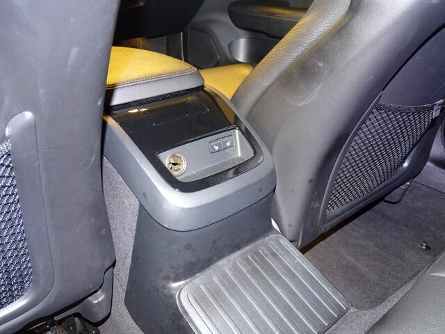 Volvo V60 2.0 T8 Twin Engine AWD Inscription | Trekhaak | Stuurverwarming