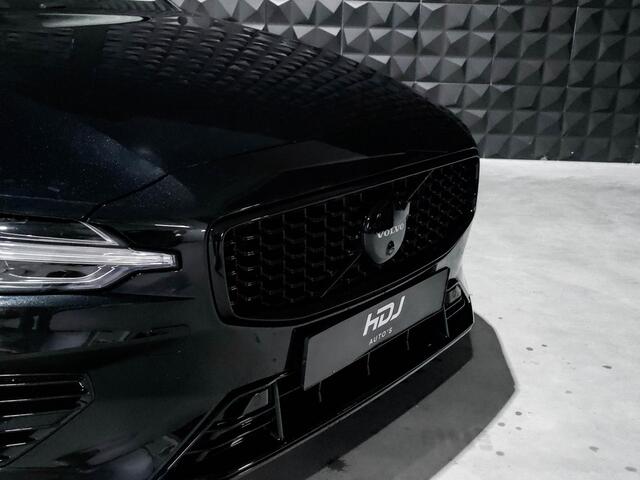 Volvo V60 2.0 T8 AWD Ultra Dark | B&W | 19 | Topv. | Pano | Side | Volleder |"massage |ventilatie