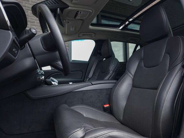 Volvo V60 2.0 T8 AWD Ultra Dark | B&W | 19 | Topv. | Pano | Side | Volleder |"massage |ventilatie