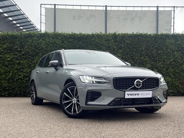 Volvo V60 T6 Plug-in hybrid AWD Plus Dark Pilot Assist | Trekhaak | H&K Audio | 360 Camera