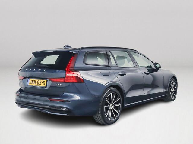 Volvo V60 T6 Plug-in hybrid AWD Plus Dark | 360° camera | Harman Kardon | Stoel- en Stuurverwarming | Trekhaak