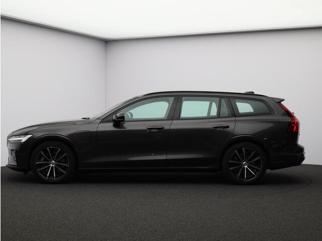 Volvo V60 2.0 T6 Plug-in hybrid AWD Plus Dark / Trekhaak / 360 Camera / Harman Kardon / Elektrische Stoelen / Stoel+Stuurverwarming / BLIS / Keyless / Adaptive Cruise /