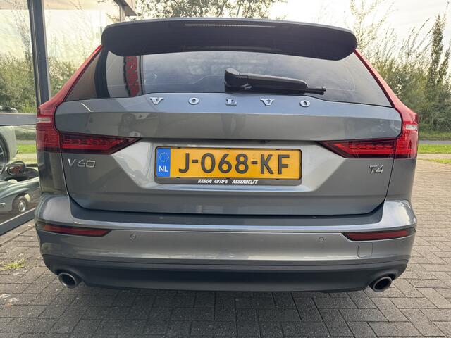 Volvo V60 2.0 T4 Momentum Pro Panoramadak Lederen bekleding