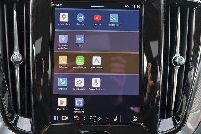 Volvo V60 T6 Recharge AWD Plus Dark - LONG RANGE - IntelliSafe Assist & Surround - 360º Camera - Harman/Kardon audio - Adaptieve LED koplampen - Verwarmde voorstoelen, stuur & achterbank - Parkeersensoren voor & achter - Elektr. bedienb. voorstoelen met geheugen - 