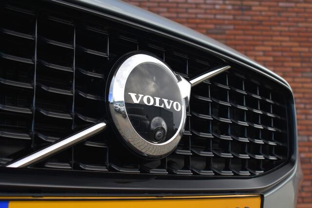 Volvo V60 T6 350PK Plug-in hybrid AWD Plus Dark | Trekhaak | 360 Camera | Harman/Kardon |