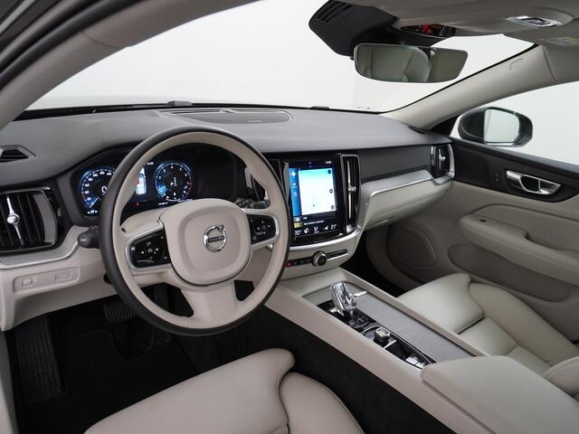 Volvo V60 2.0T AUT-7 Inscription Leer MHEV Apple Carplay Android Auto Harman&Kardon®-Hifi Camera Adap.Cruise Elek.Stoelen Stuur+Stoelverwarming Navi Ecc Cruise Control DAB+ PDC Lane Assist Road Sign Info Lmv 18" Led Elek. Achterklep Regen-Lichtsensor Collision Avoi