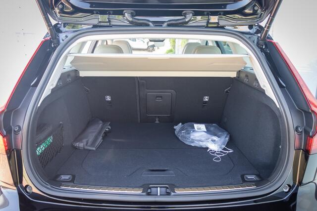 Volvo V60 2.0 T6 Plug-in hybrid AWD Ultra Bright | Adaptieve Cruise Control | Dodehoek Detectie | 360 Camera | Adaptieve Koplampen | Head-Up Display | Leder Blond | Elektr. Stoelen | Stoel+Stuurverwarming