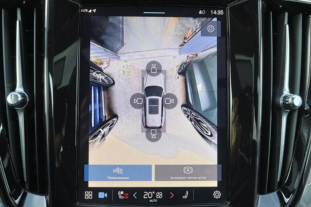 Volvo V60 T6 Recharge AWD Plus Dark - Panorama/schuifdak - IntelliSafe Assist & Surround - 360º Camera - Harman/Kardon audio - Adaptieve LED koplampen - Verwarmde voorstoelen, stuur & achterbank - Parkeersensoren voor & achter - Elektr. bedienb. voorstoelen met geh