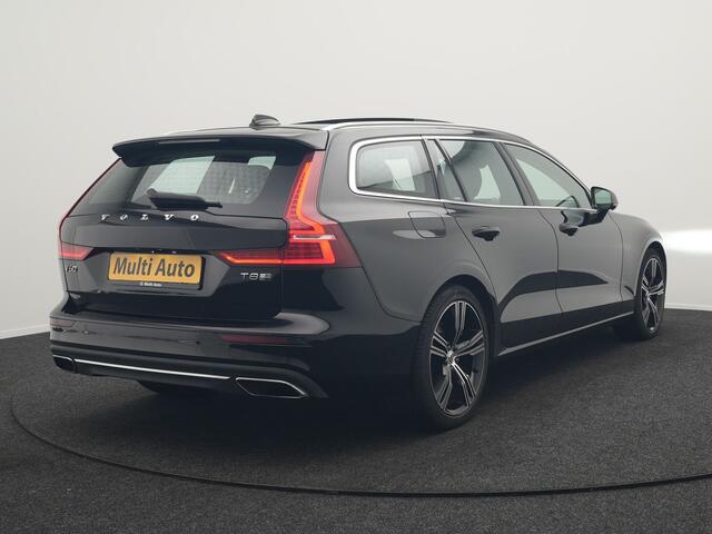 Volvo V60 2.0 T8 Recharge AWD Inscription 392pk Dealer O.H PHEV | Trekhaak Af Fabriek | Panodak | Head Up | Adaptive Cruise | 360 Camera | Bowers & Wilkins | Lederen Sporstoelen Memory & Ventilatie | Apple Carplay | Verwarmde Stoelen & Stuur | 19"L.M