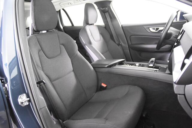 Volvo V60 2.0 B3 Momentum *1ste Eigenaar*Panoramadak*Stoelverwarming*Navigatie*