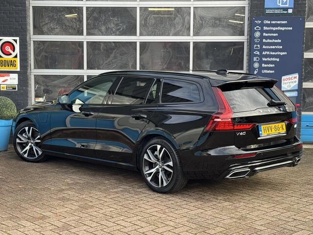 Volvo V60 2.0 T6 Plug-in hybrid AWD Plus Dark GRATIS Afleverpakket! | Cruise Control | Stoel&stuur Verwarming |