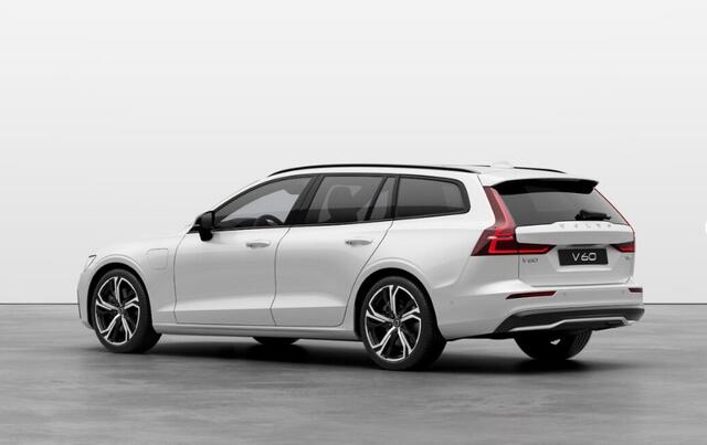Volvo V60 T8 455PK Automaat AWD Plus Perform. Ed. Dark Polestar Optimalisatie / Glossy black Logo voor en achterzijde / Long Range / 360 Camera / Harman Kardon audio / Head-up display / Panorama dak / Apple carplay / Android auto /