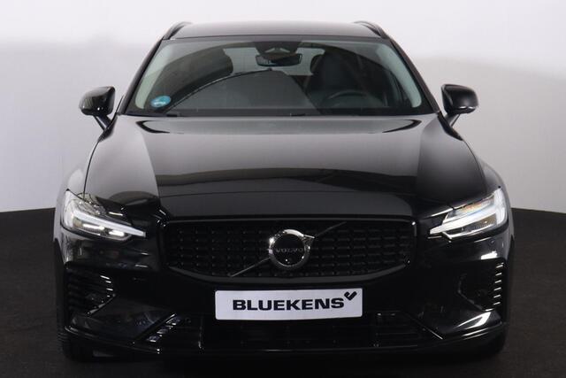 Volvo V60 T6 Recharge AWD Plus Dark - IntelliSafe Assist & Surround - 360º Camera - Harman/Kardon audio - Adaptieve LED koplampen - Verwarmde voorstoelen, stuur & achterbank - Parkeersensoren voor & achter - Elektr. bedienb. voorstoelen met geheugen - Extra getint 