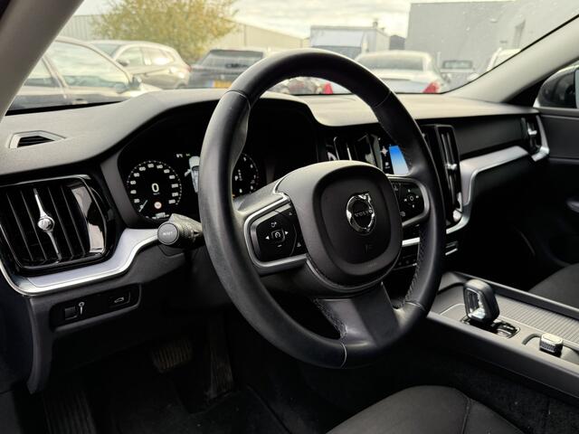 Volvo V60 BWJ 2021 2.0 B4 200 PK Momentum Advantage AUTOMAAT | CRUISE | CLIMA | PDC | CARPLAY